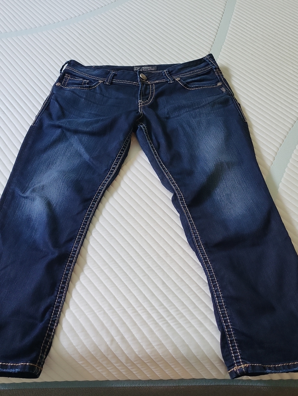 Silver Jeans Dark Indigo Capri Jeans